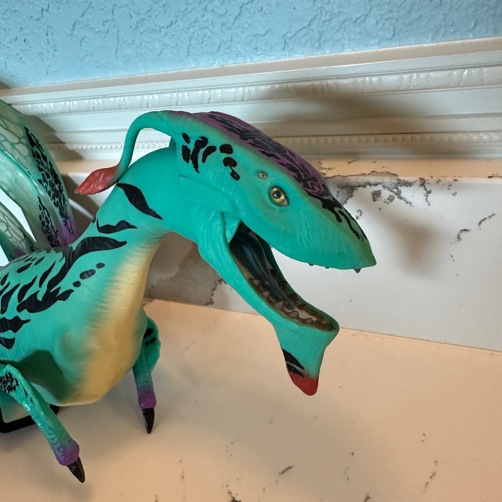Disney AVATAR Banshee - Green Body With Purple Accents - Picture 6 of 8